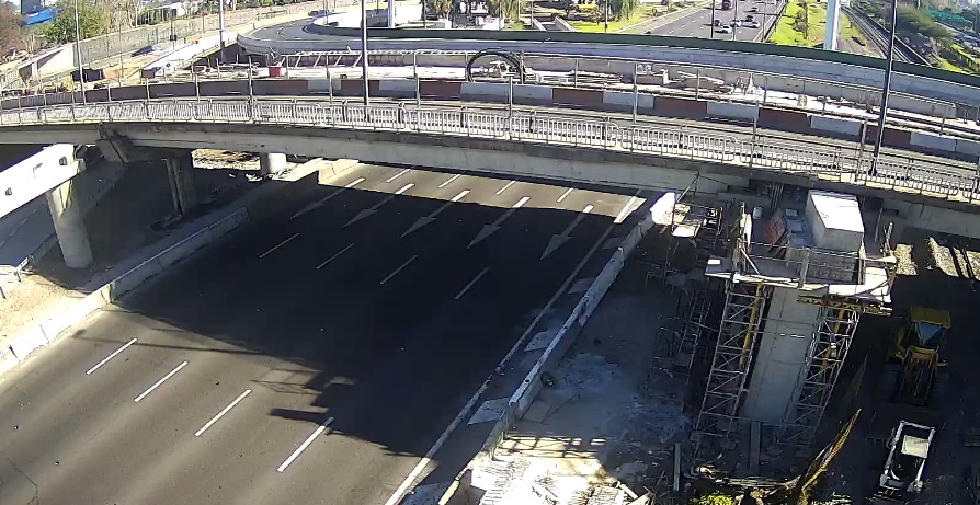 Portada de Esta noche cortan Lugones altura Udaondo por obras