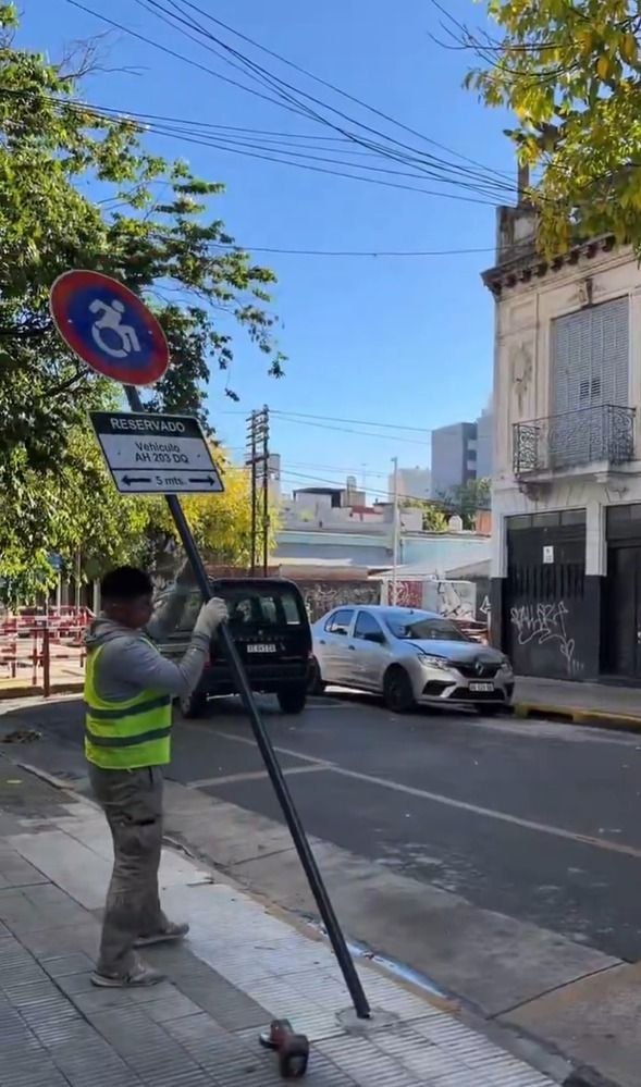 Imagen asociada a Alerta informativa: control por estacionamiento “RESERVADO” (accesibilidad/discapacidad)